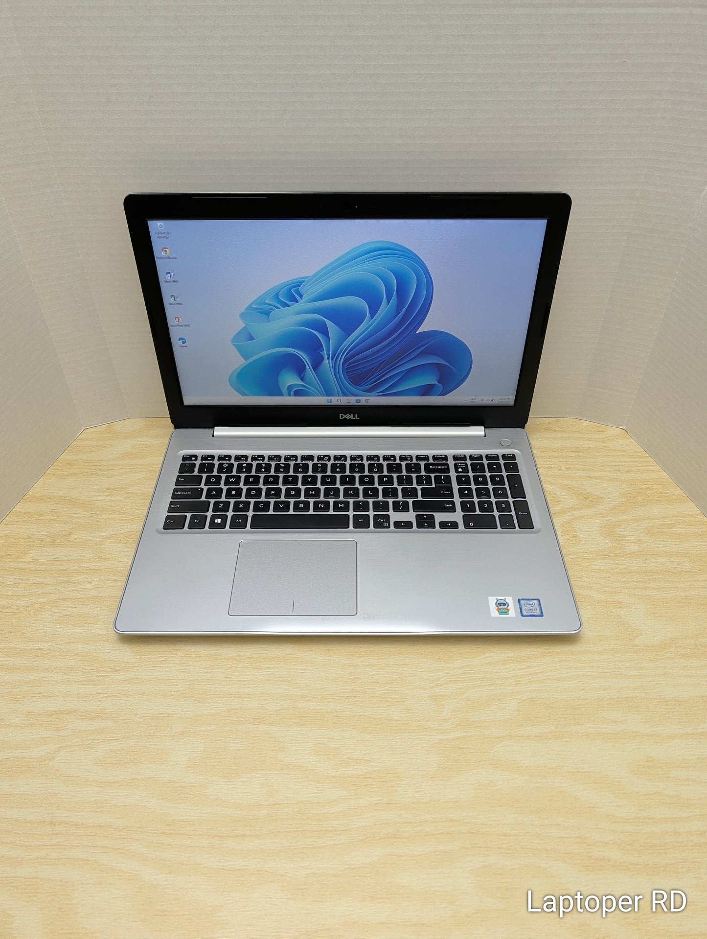 Laptop Dell Inspiron 5570