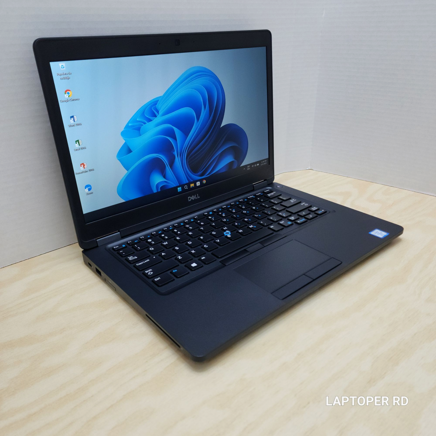 Laptop Dell Latitude 5490