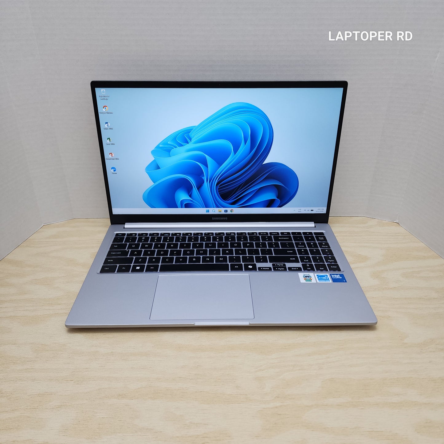 Laptop Samsung Galaxy Book 4