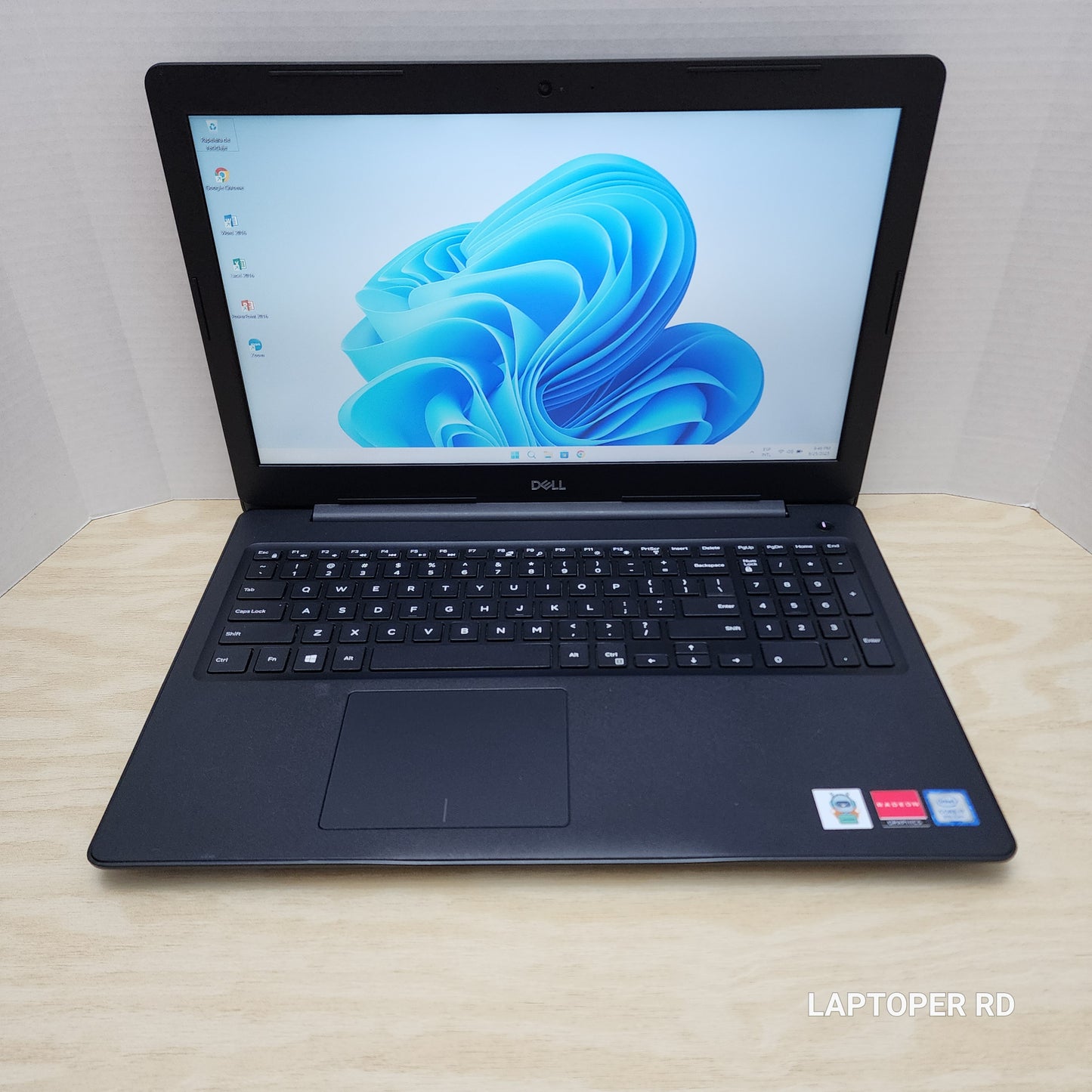Laptop Dell Latitude 3590