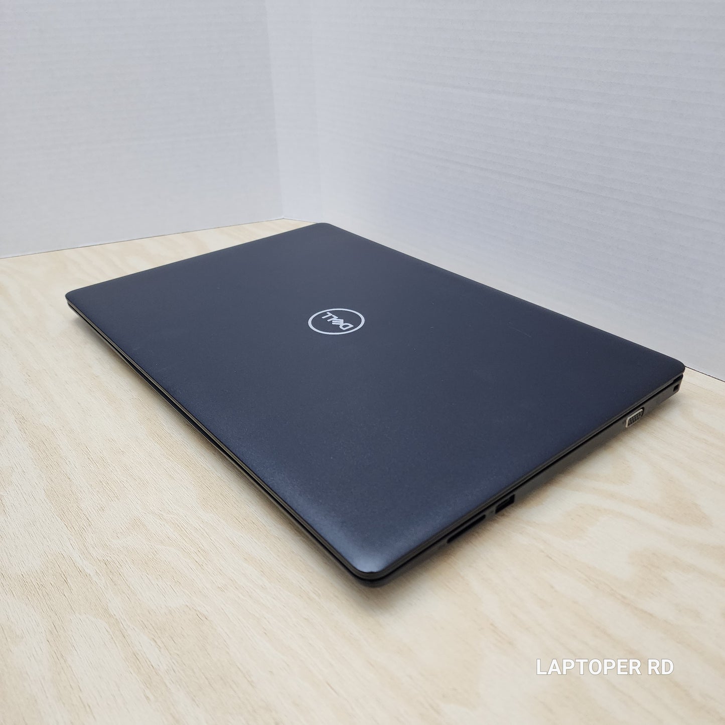 Laptop Dell Latitude 3590