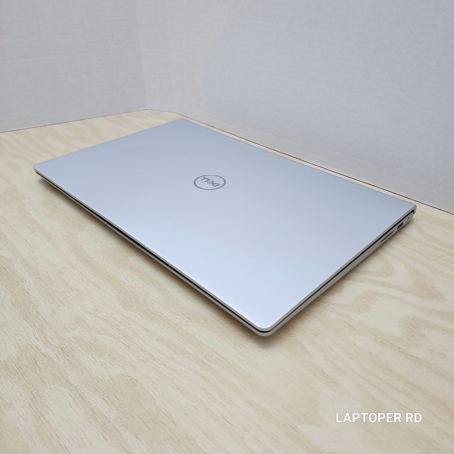 Laptop Dell Inspiron 3530