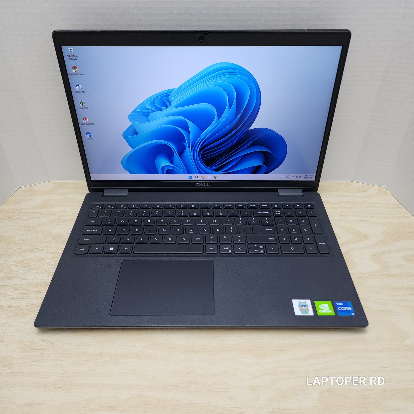 Laptop Dell Latitude 3520