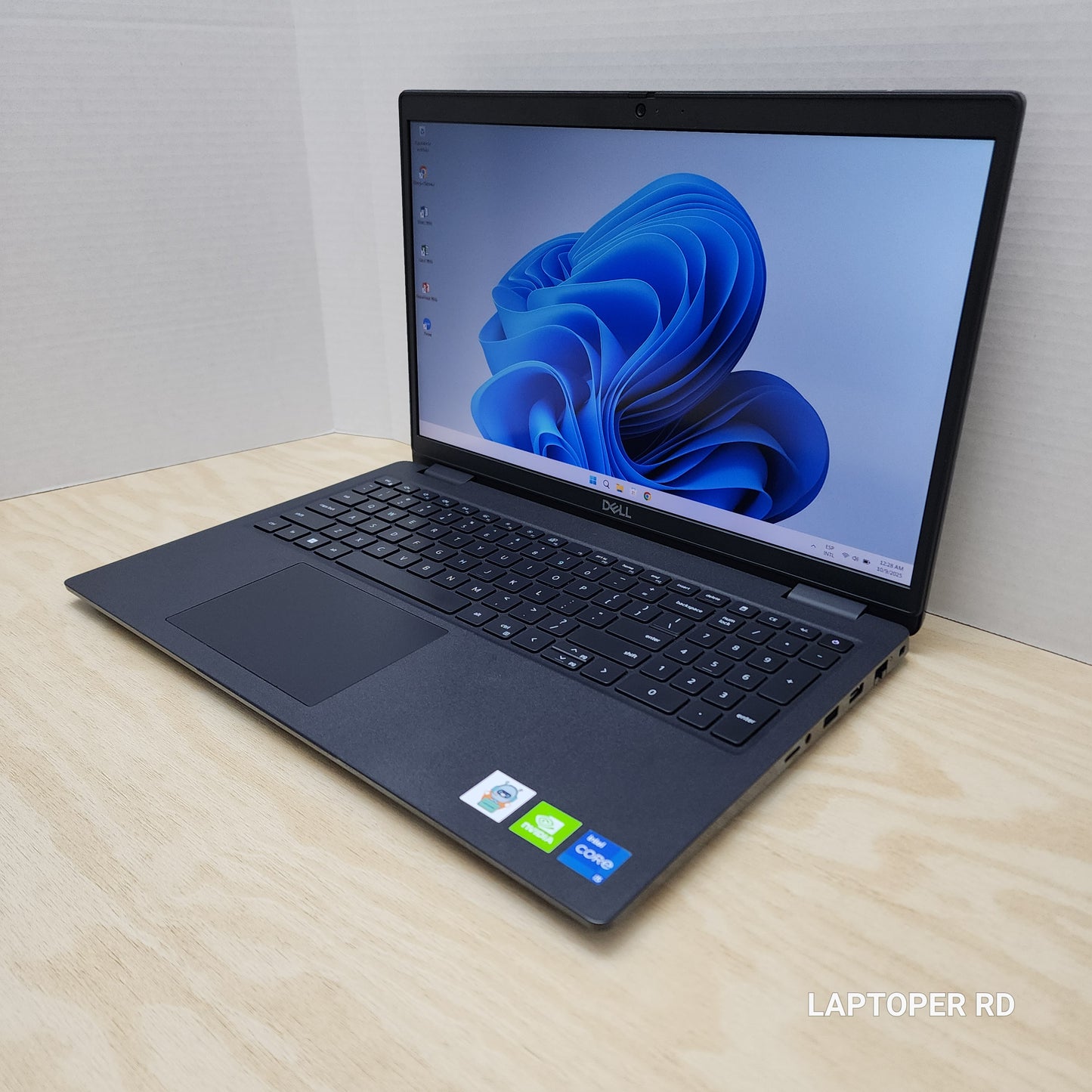 Laptop Dell Latitude 3520