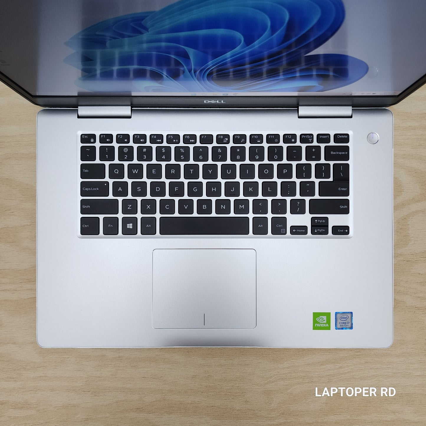 Laptop Dell Inspiron 15 PF