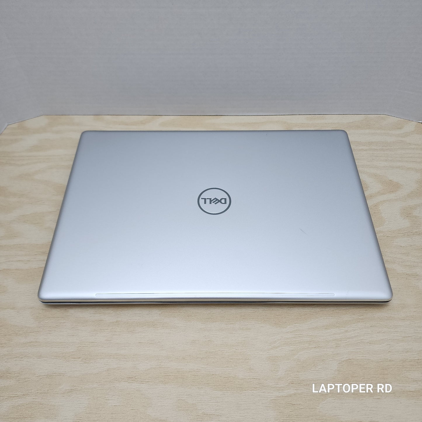 Laptop Dell Inspiron 15 PF