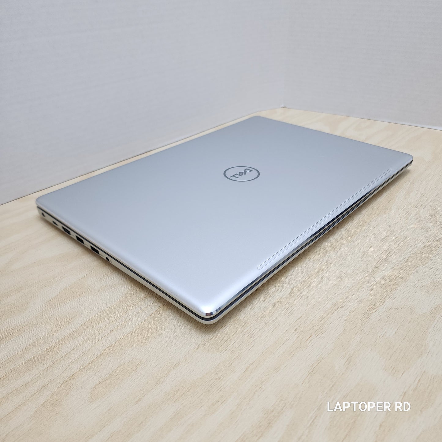 Laptop Dell Inspiron 15 PF