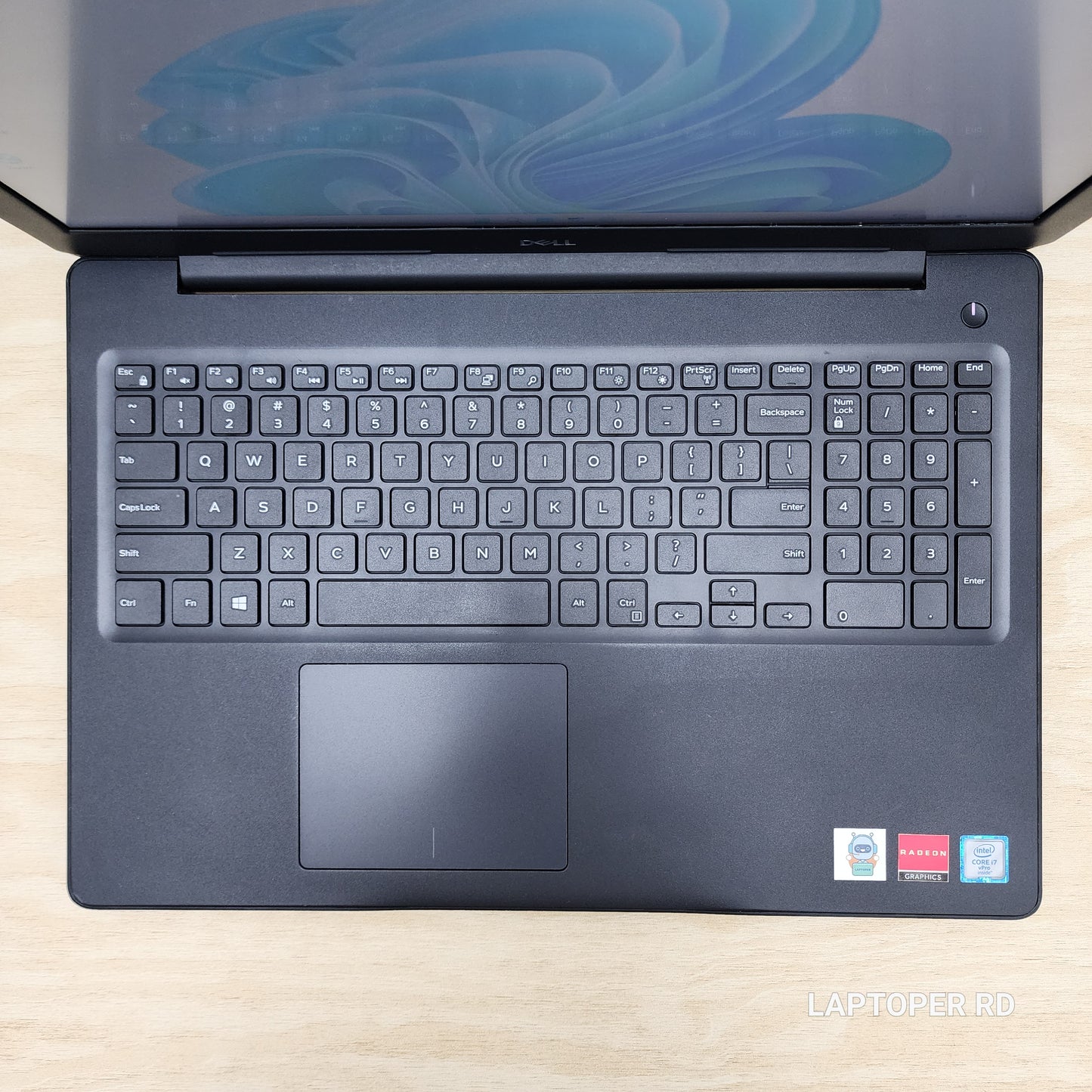 Laptop Dell Latitude 3590