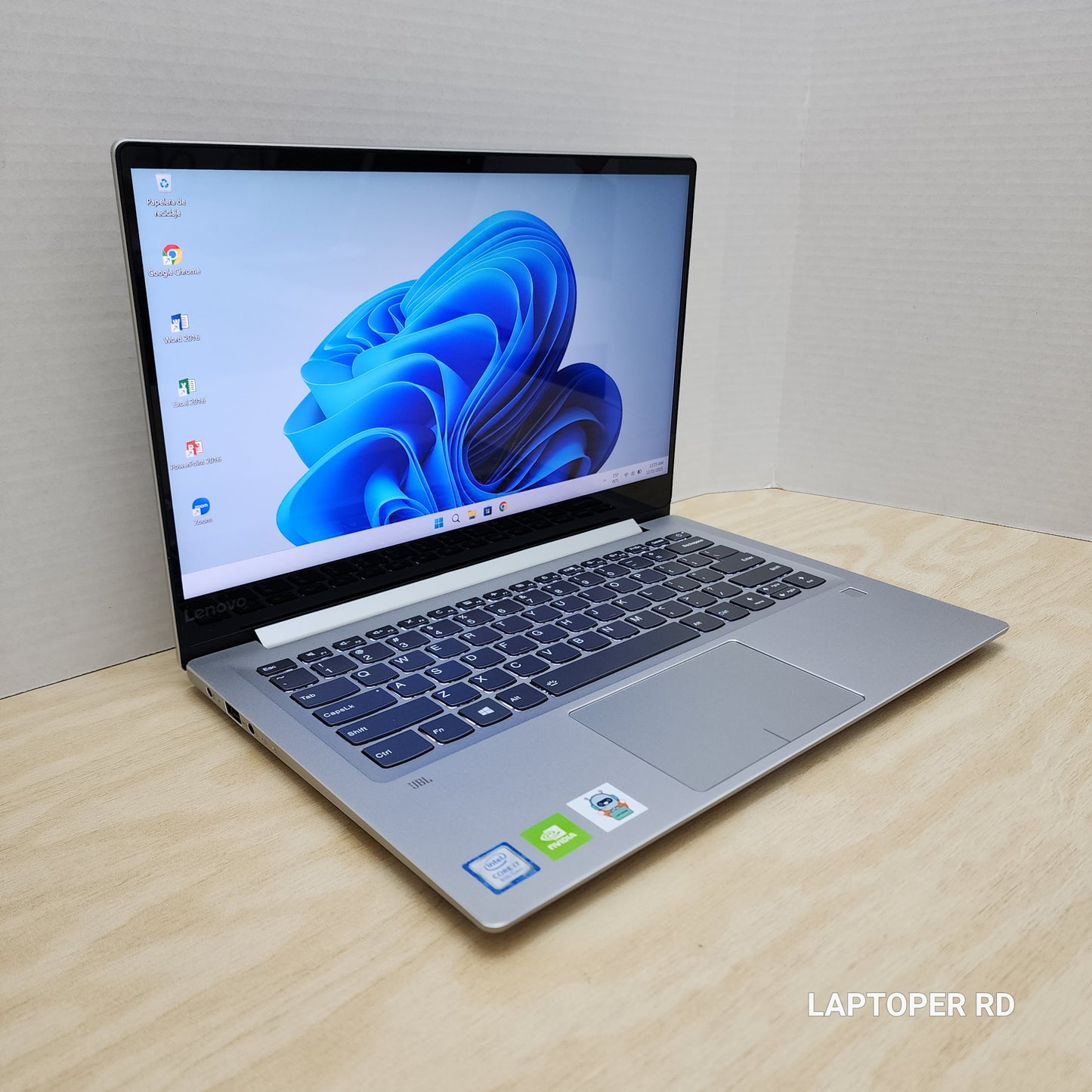 Laptop Lenovo Ideapad 720S