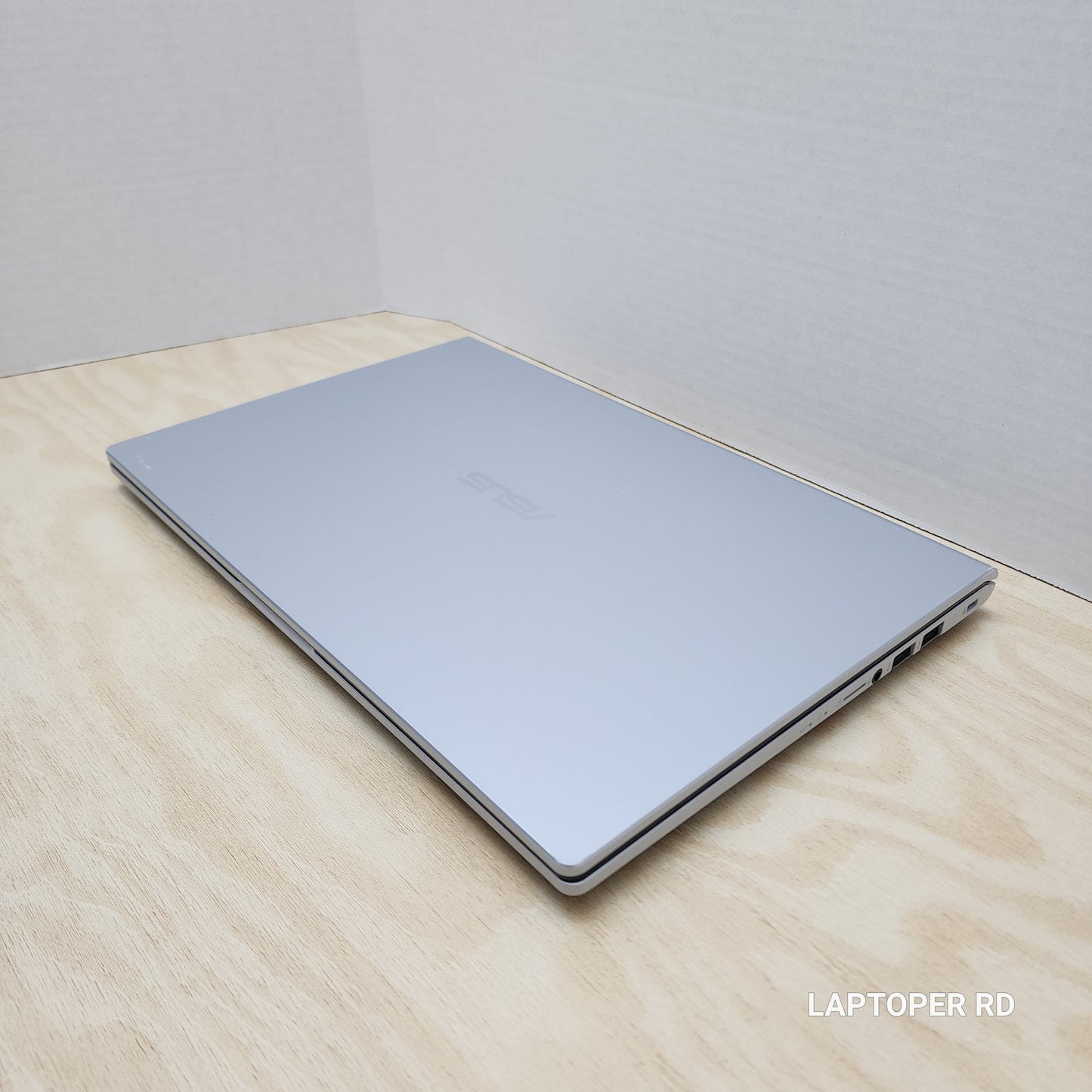 Laptop Asus Vivobook 14