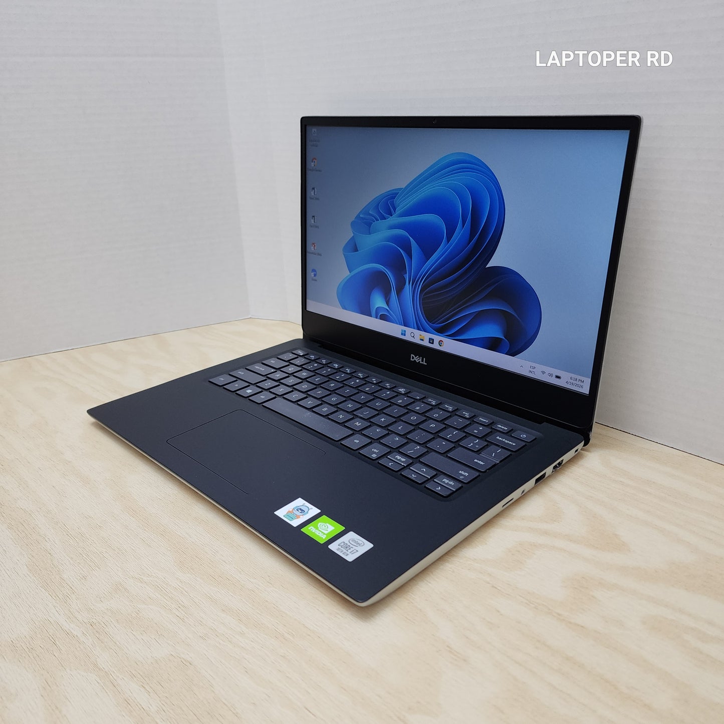 Laptop Dell Vostro 5490