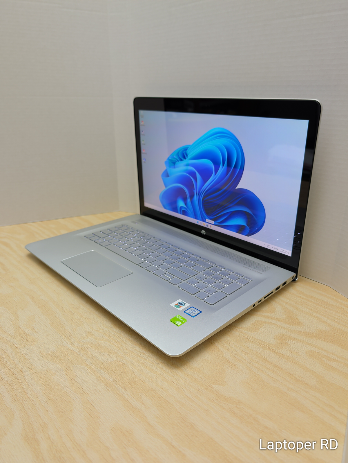 Laptop HP Envy 17 Touch