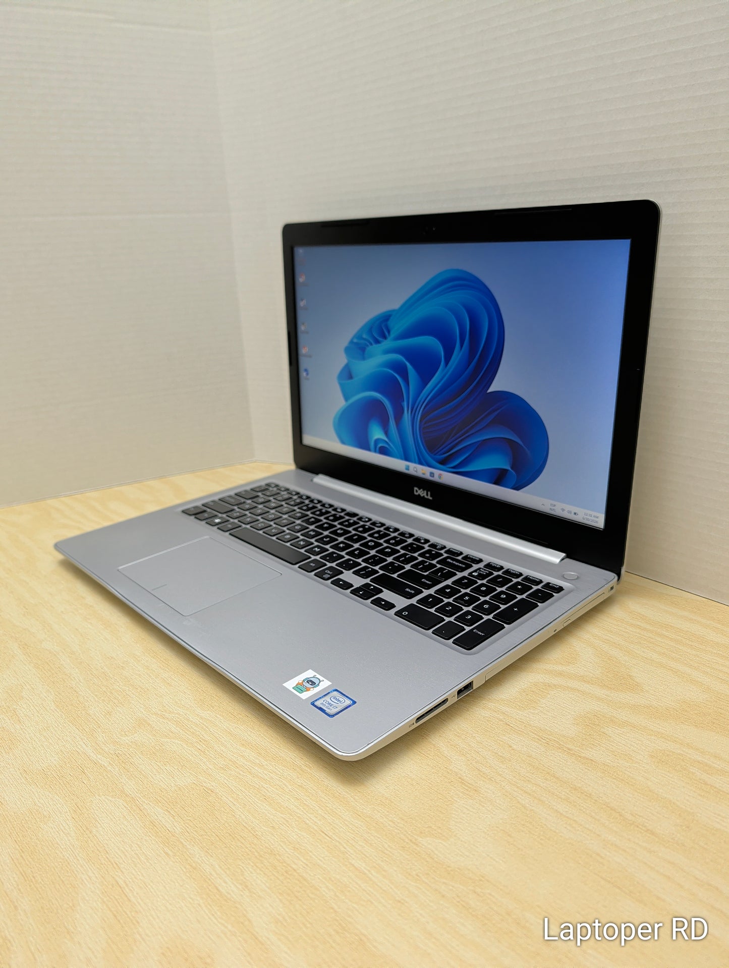Laptop Dell Inspiron 5570