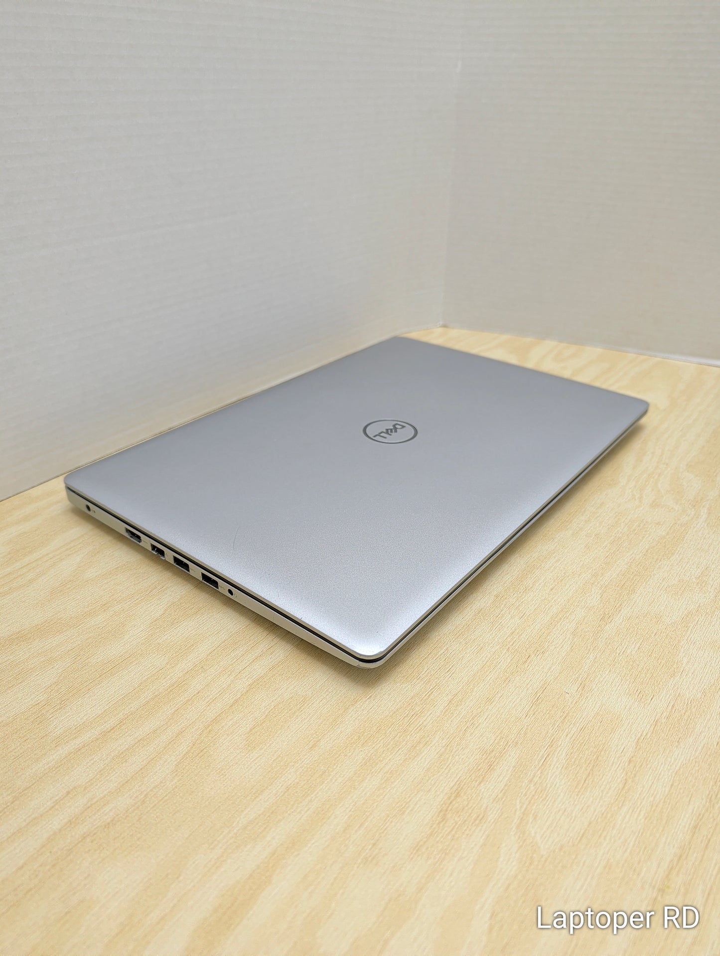 Laptop Dell Inspiron 5570