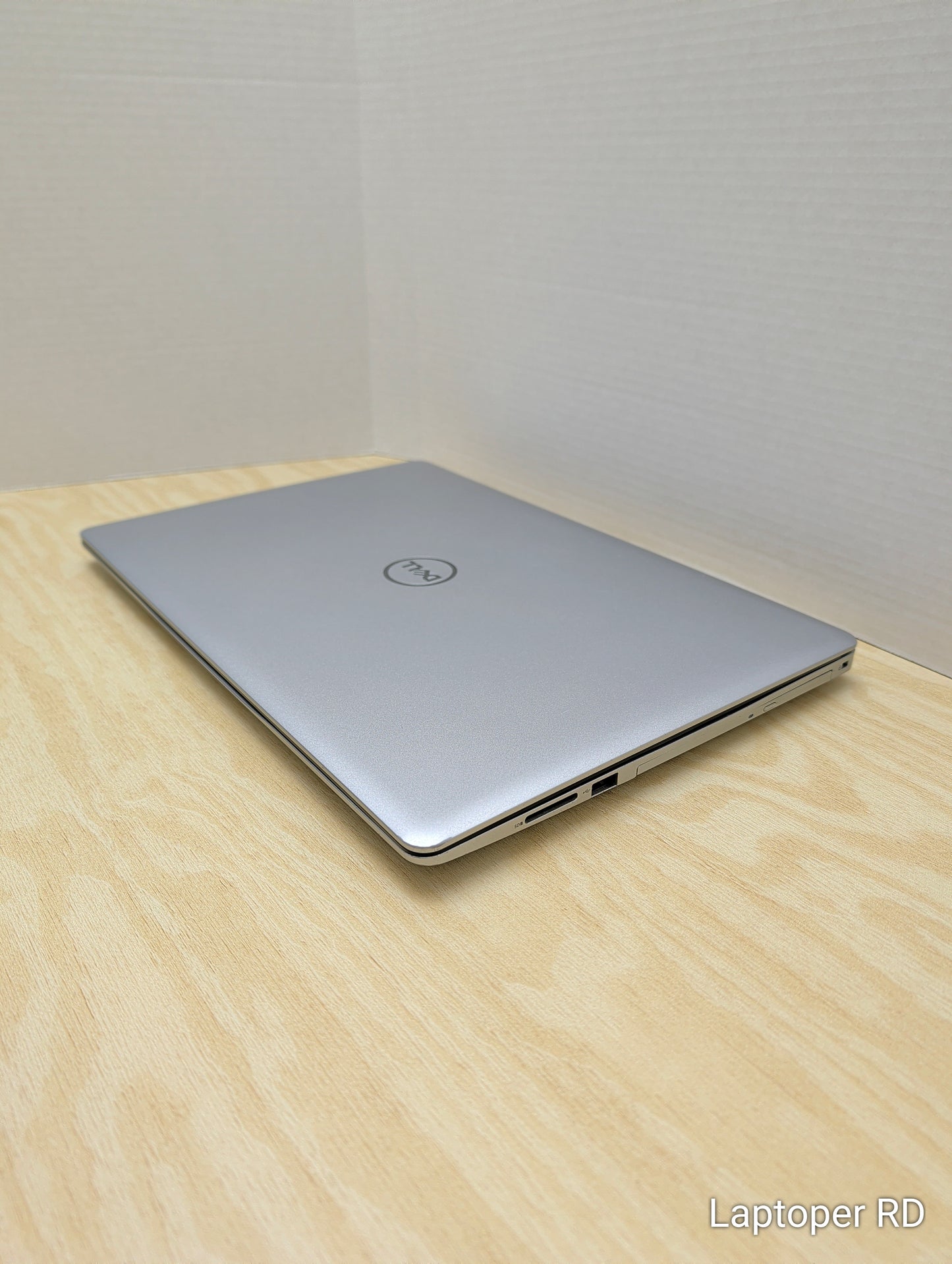 Laptop Dell Inspiron 5570