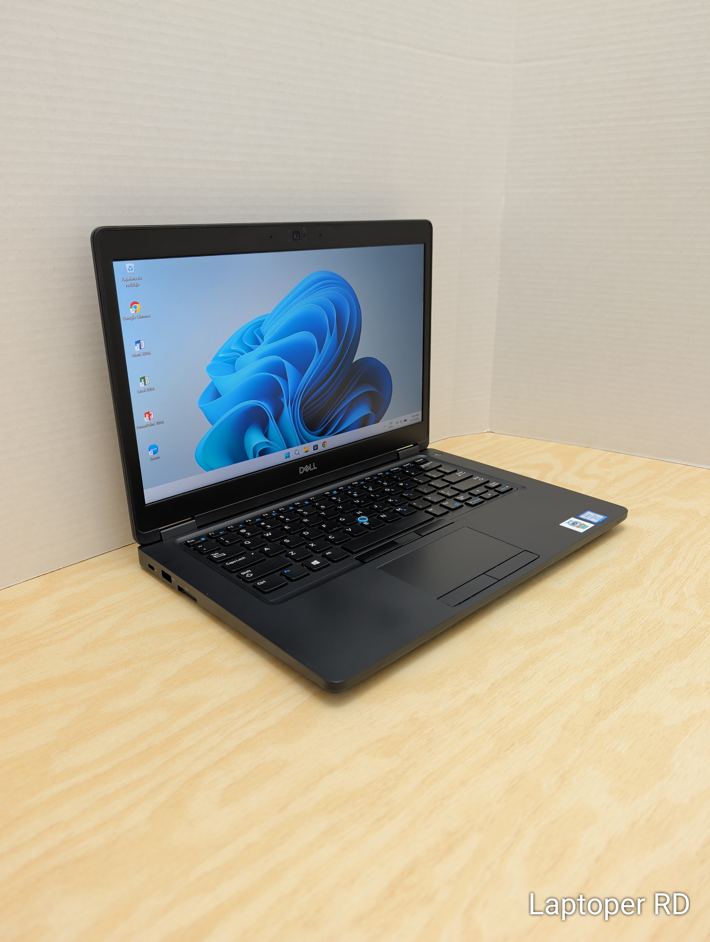 Laptop Dell Latitude 5490