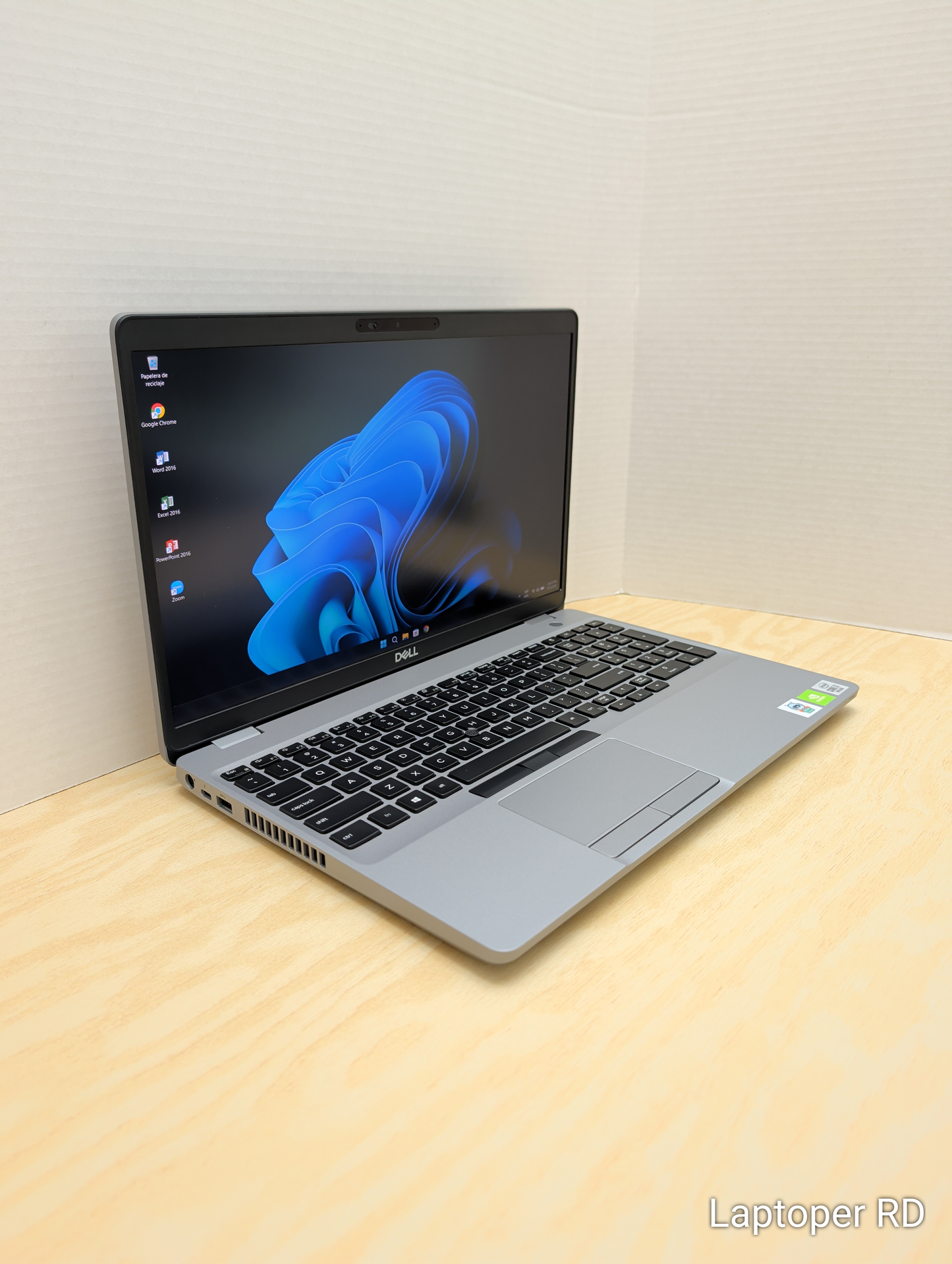 Laptop Dell Precision 15 3551