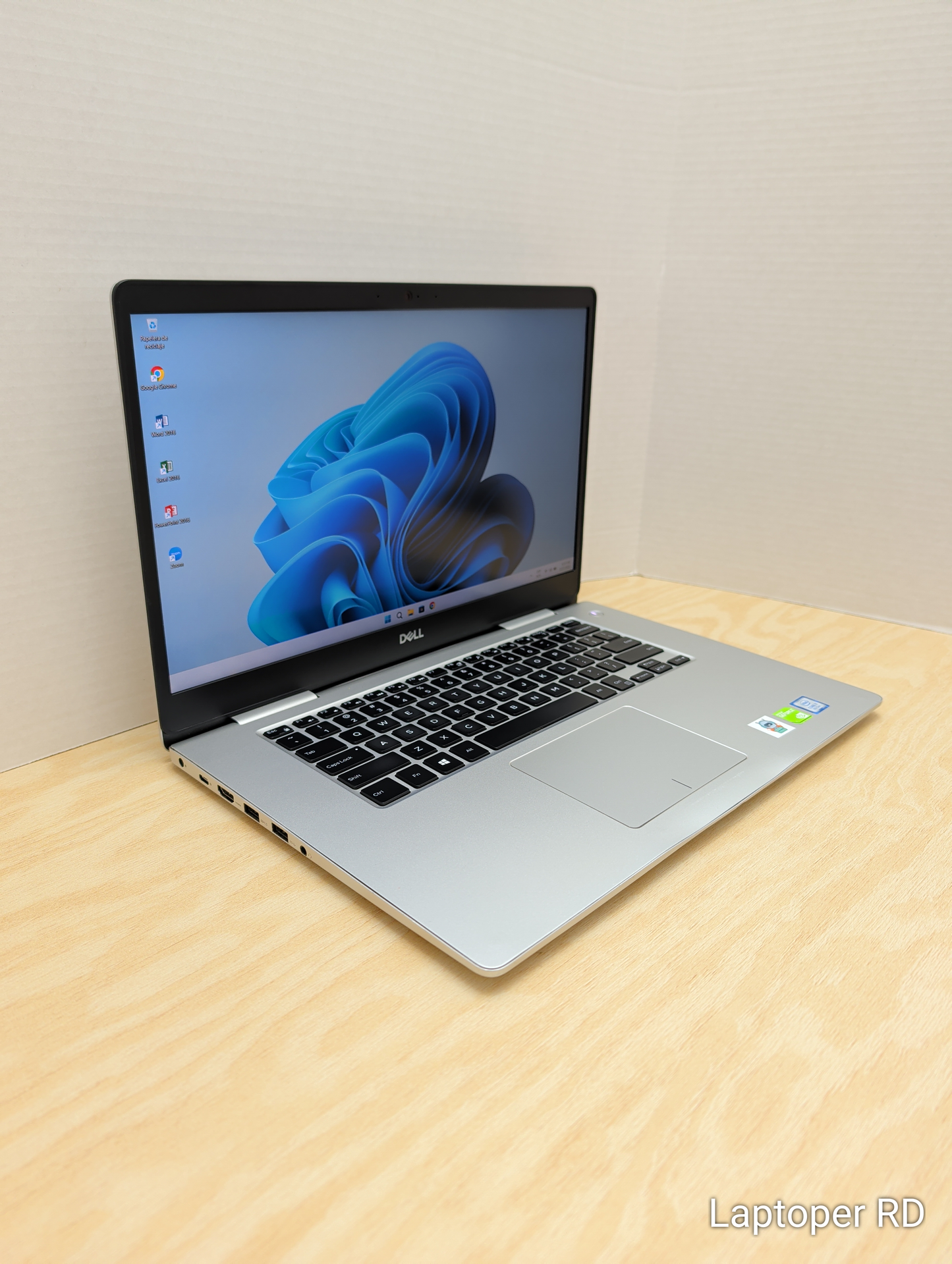 Laptop Dell Inspiron 15 7580
