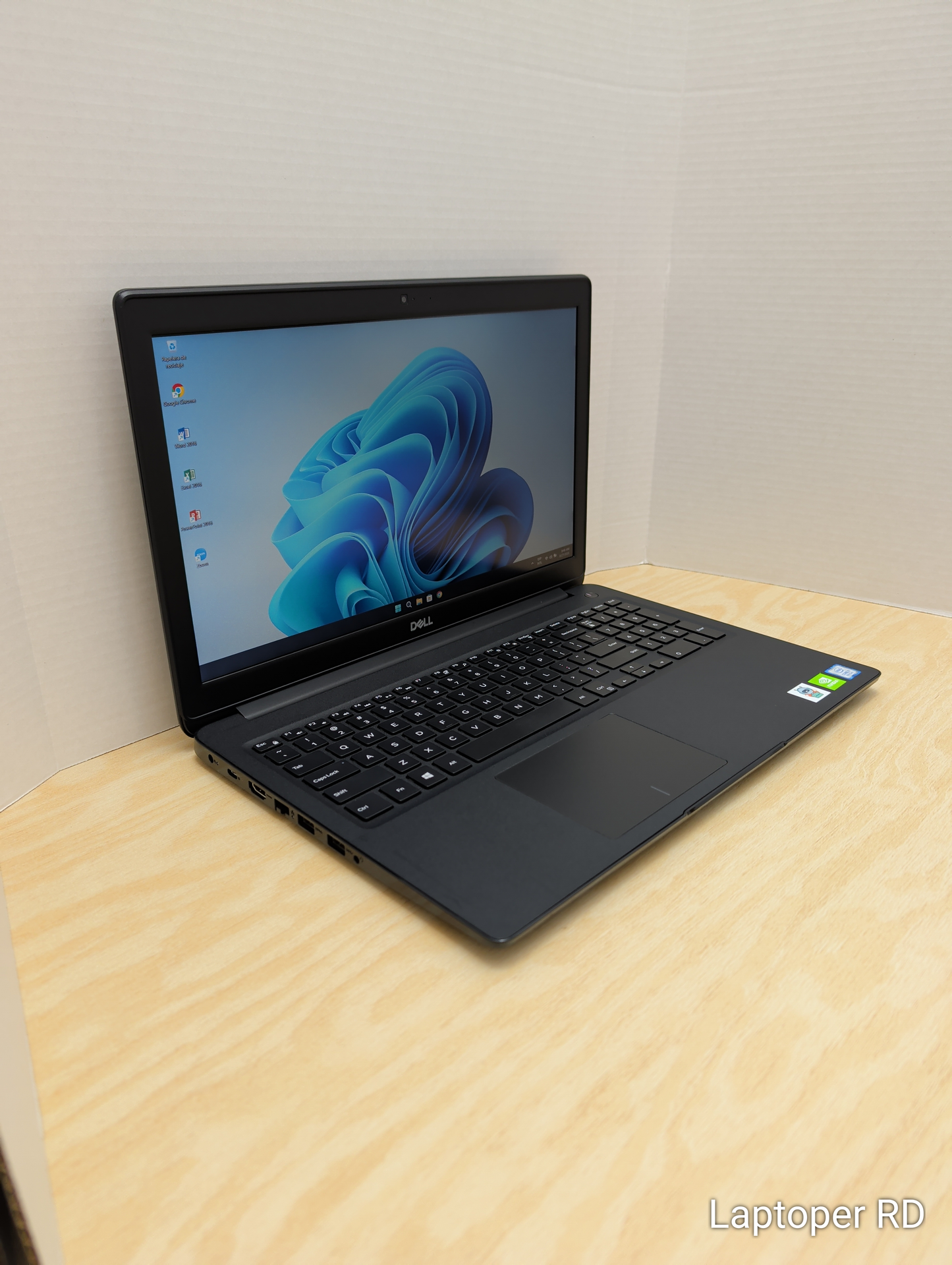 Laptop Dell Latitude 3500
