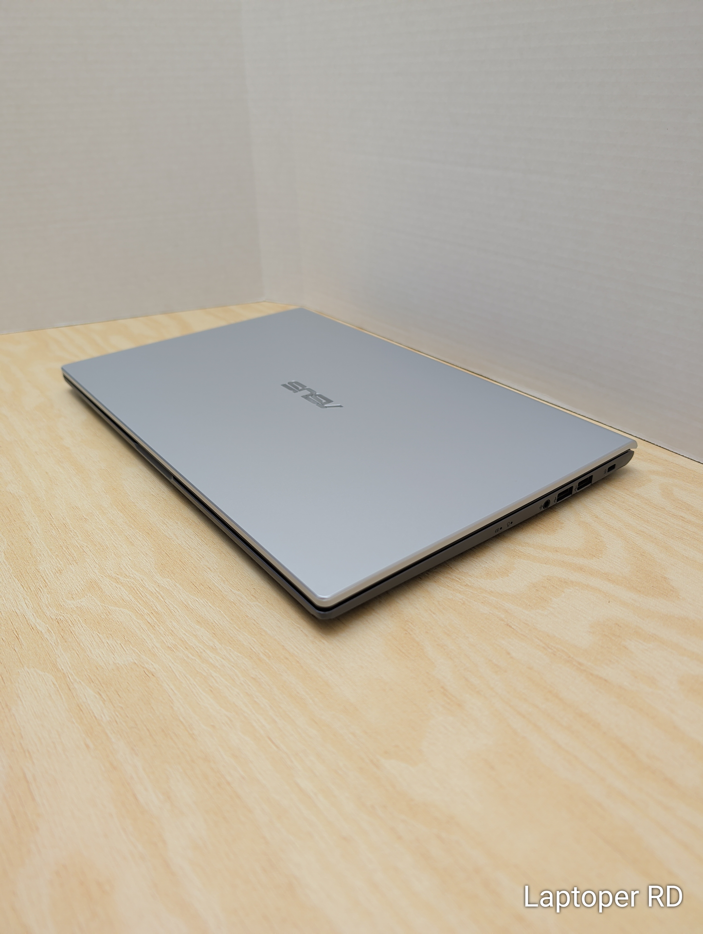 Laptop Asus Vivobook 15 X515J